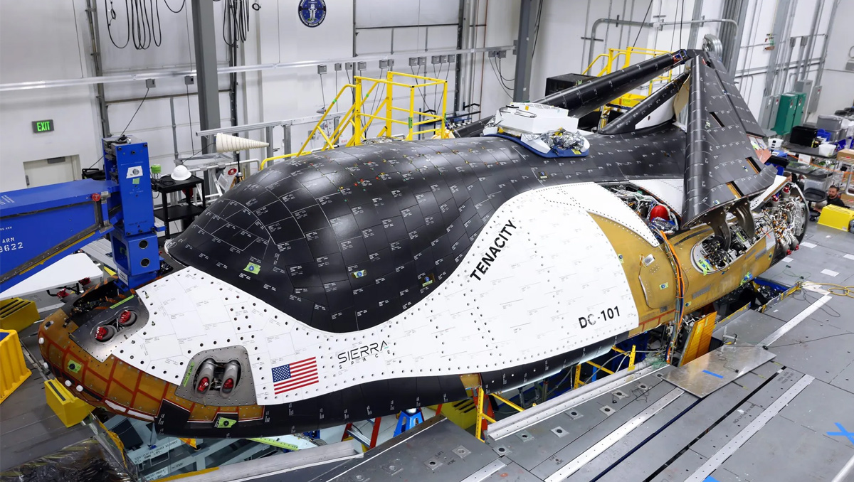 Dream Chaser Scopri il nuovo spazioplano di Sierra Space, per il trasporto spaziale verso la Stazione Spaziale Internazionale.