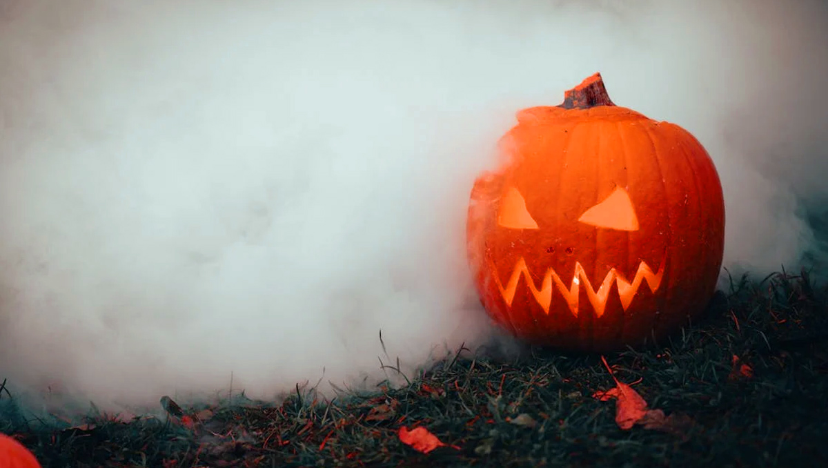 Origini di Halloween: Scopri la storia di questa festa antica e misteriosa che affonda le radici nelle celebrazioni celtiche di Samhain.