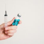 Antinfluenzale 2024 meglio vaccinarsi, e in modo particolare, per gli over 60 e per coloro i quali hanno malattie croniche.