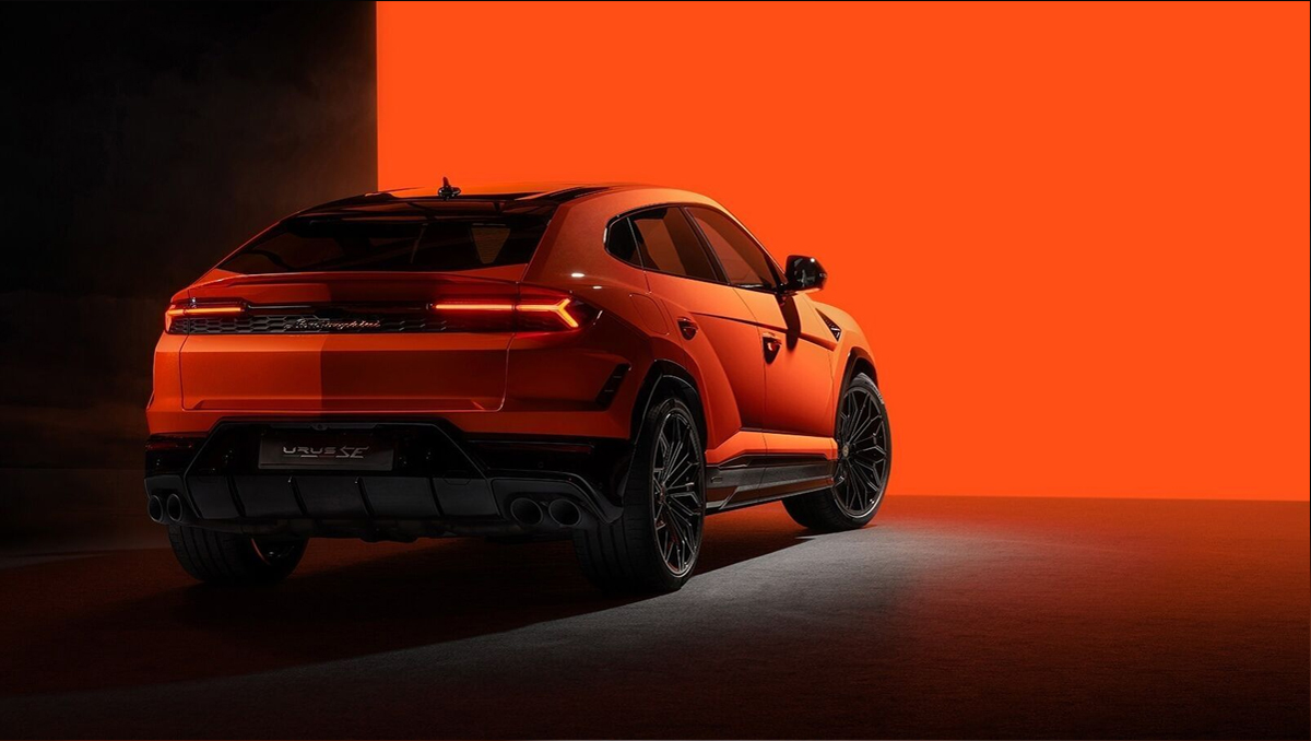 Lamborghini Urus SE 2025 combina potenza elettrificata e lusso quotidiano. Scopri il SUV che ridefinisce le regole dell’automobile di lusso